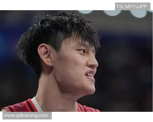 曾凡博三节狂砍33分创生涯新高周琦双双发力助力球队获胜 曾凡博三节狂砍33分创生涯新高周琦双双发力助力球队获胜