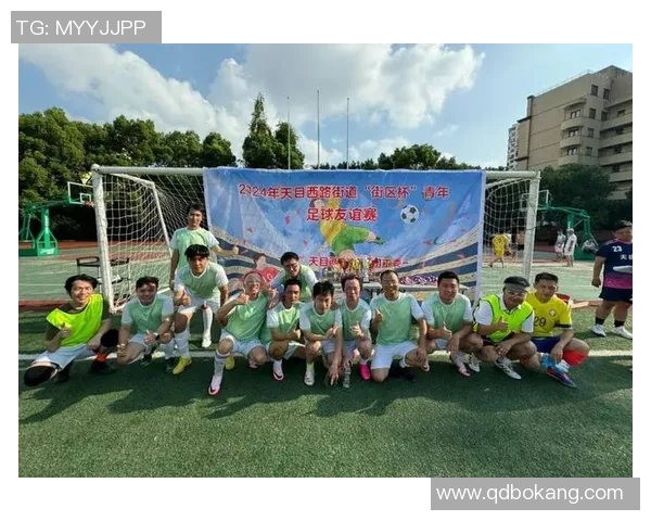 福建足球俱乐部奋勇争先展现风采助力地方足球发展新篇章 福建足球俱乐部奋勇争先展现风采助力地方足球发展新篇章