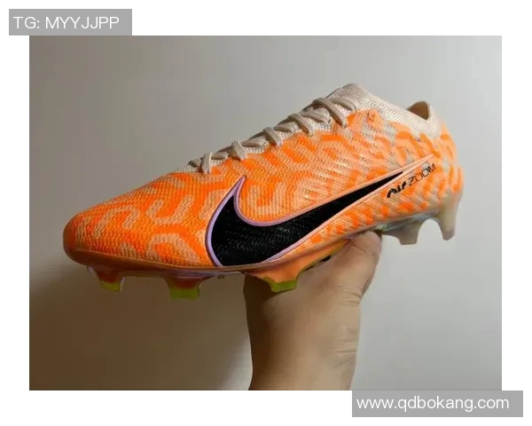 探索耐克足球鞋系列的创新科技与卓越性能助力每一场比赛 探索耐克足球鞋系列的创新科技与卓越性能助力每一场比赛